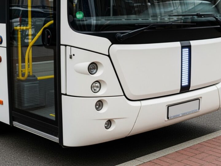 Wyścigi na Służewcu: Jak dojechać bez problemów?