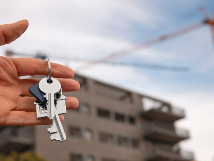 Warszawski „jamnik” – najdłuższy blok w stolicy przy ul. Kijowskiej