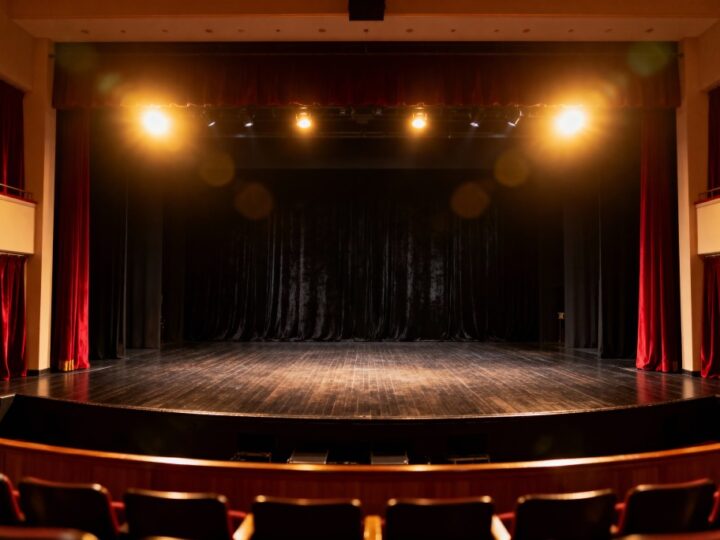 Emocje w Białołęce: Nie przegap spektaklu „Pod wiatr”!