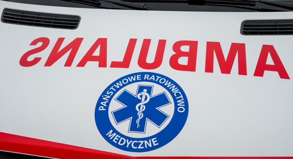 Pijana opiekunka w rękach policji: zagrożenie dla czterolatka w Karczewie