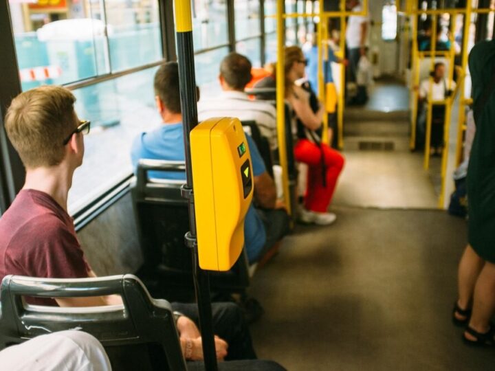 Kultowe autobusy wracają na warszawskie ulice!