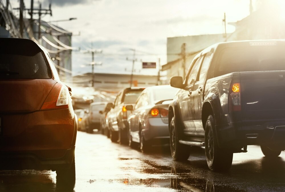 Utrudnienia w centrum: Przemarsze zmieniają ruch w niedzielę