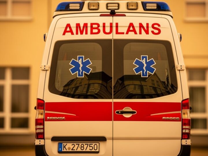 Bohaterska interwencja policji uratowała życie 38-latka w Zegrzu Południowym