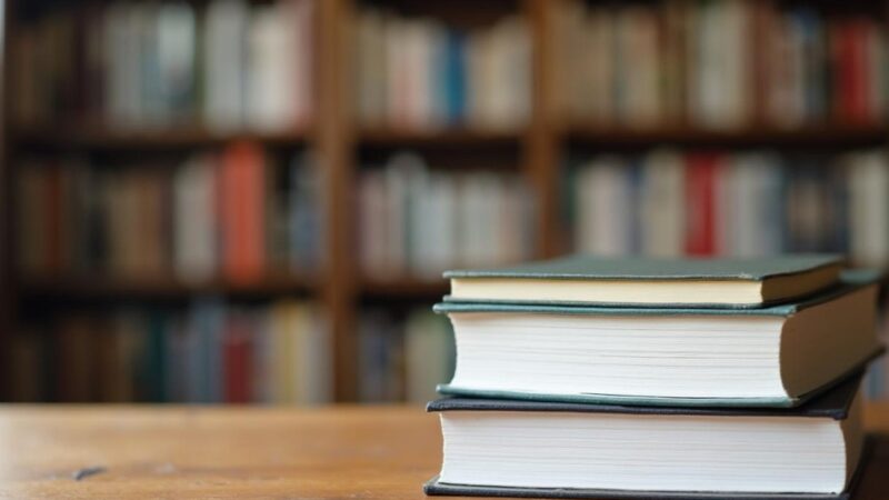 Supermoce dla Dzieci: Wydarzenia w Bibliotece IV