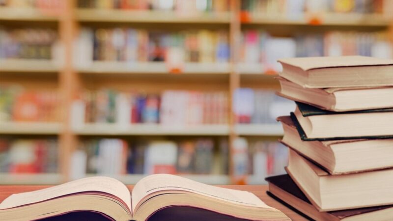 Nowe literackie odkrycia w Białołęce: zanurz się w świat zwierząt!