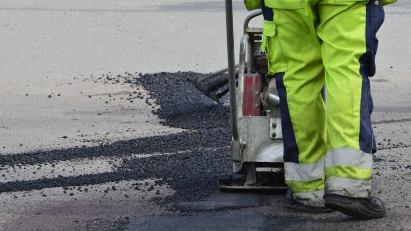 Nowa era dla ul. Mickiewicza: modernizacja na Żoliborzu rusza pełną parą!