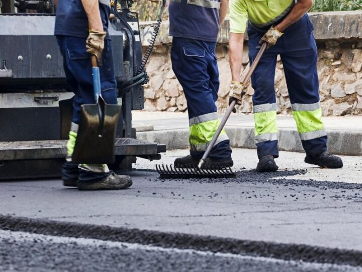 Prace drogowe na Grójeckiej: Weekend pełen zmian dla kierowców i pasażerów!