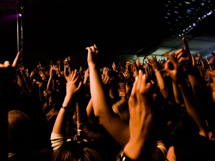 Muzyczne Emocje na Ochocie: Koncert, Którego Nie Możesz Przegapić!