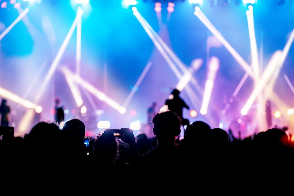 De Mono na Plaży Romantycznej – Muzyczna uczta tego lata!