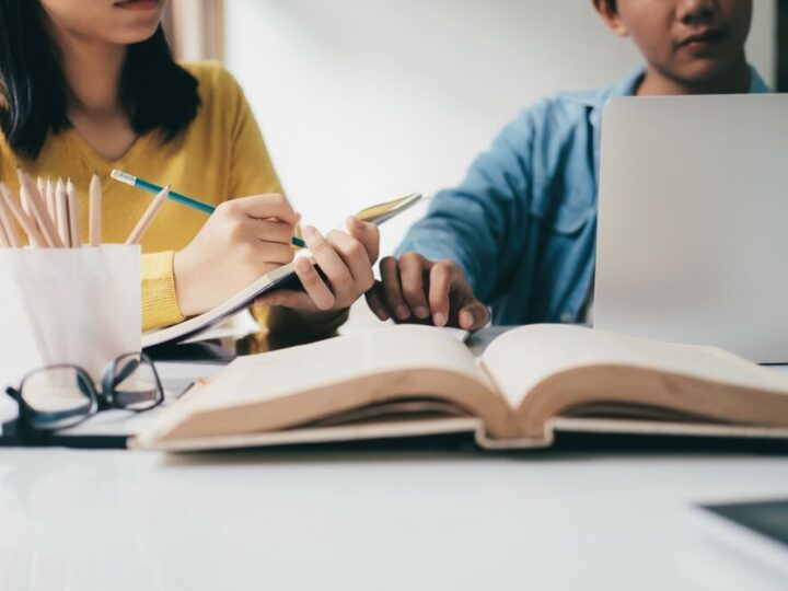 Edukacja kulturalna w Wawrze: Nowe projekty z biblioteką na czołowej pozycji!