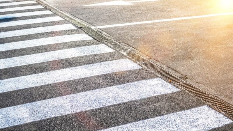 Bezpieczniej na Bielanach: Nowe skrzyżowanie dla pieszych