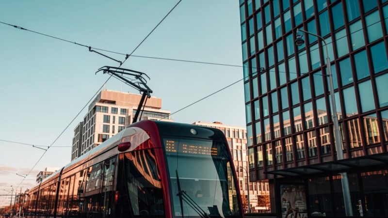 Tramwaje znów na Alei „Solidarności” i Jana Pawła II!