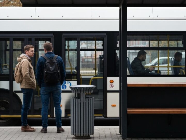 Transportowa Fiesta w Warszawie: Odkryj Magię Miejskiej Komunikacji!