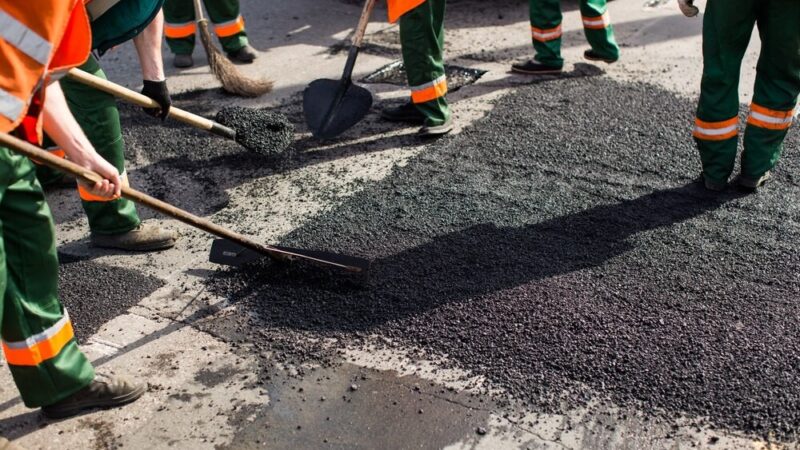 Weekendowe Utrudnienia na Wisłostradzie: Asfaltowanie i Zmiany w Ruchu