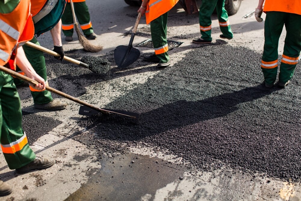Weekendowe Utrudnienia na Wisłostradzie: Asfaltowanie i Zmiany w Ruchu