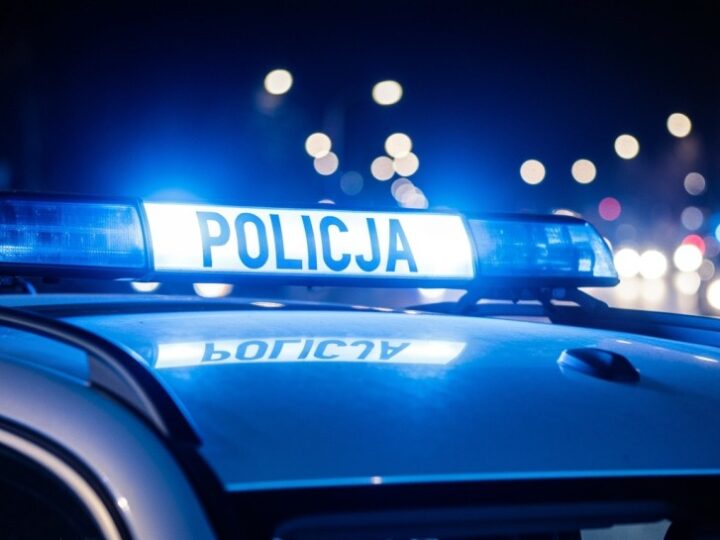 Mali detektywi w akcji: Uczniowie odwiedzają policję w Grójcu