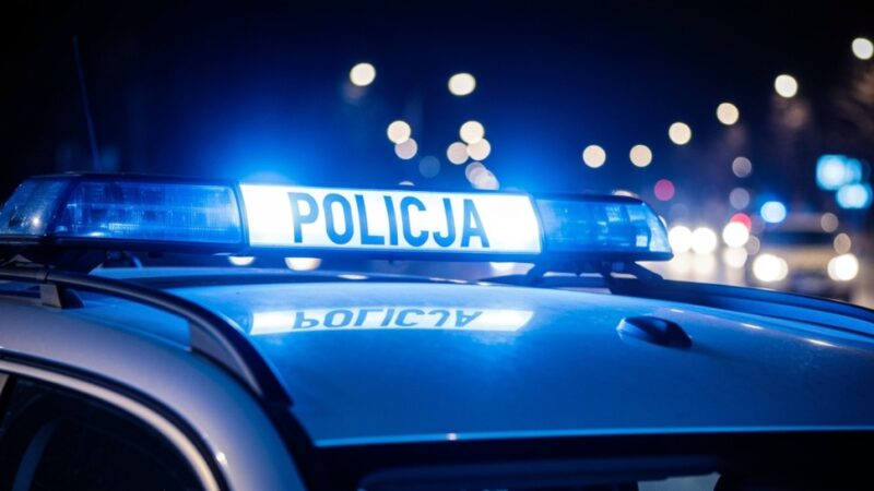 Mali detektywi w akcji: Uczniowie odwiedzają policję w Grójcu
