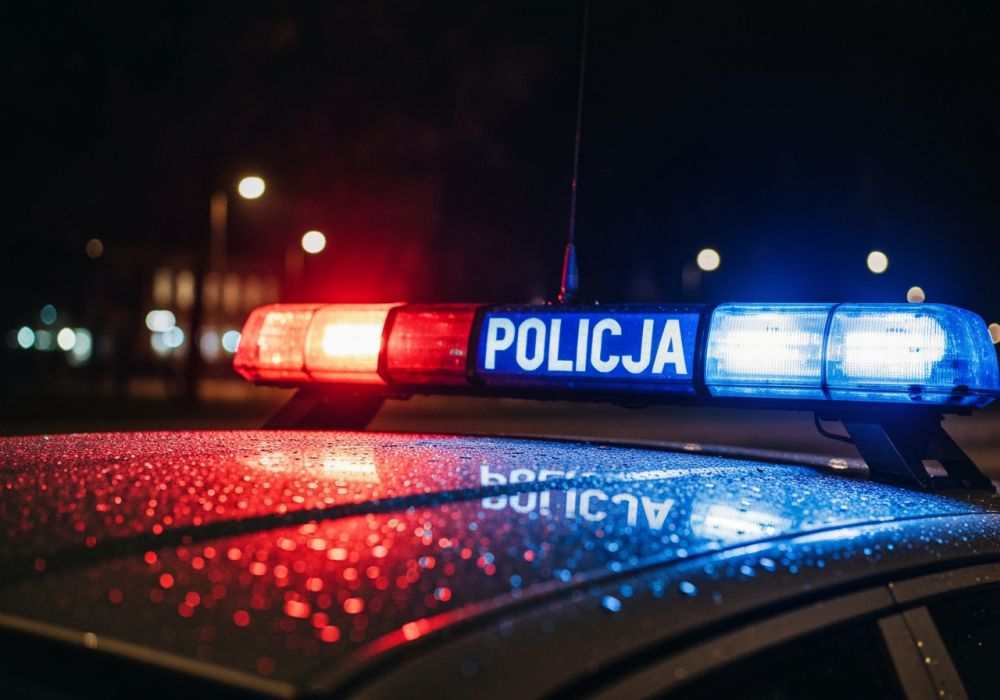 Nocna ucieczka szaleńca za kierownicą!