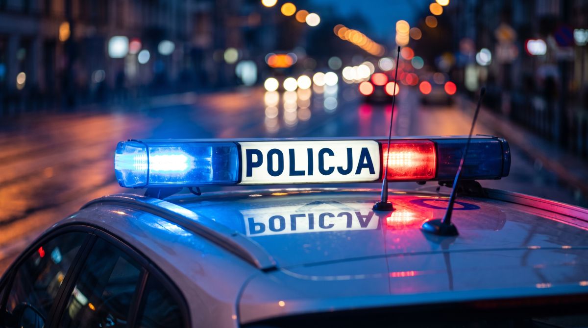 Zatrzymani za nielegalne wypłaty z bankomatów w centrum miasta