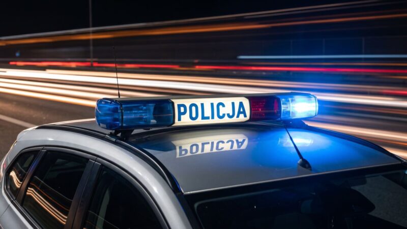 Uwaga! Oszuści podszywają się pod policję i pocztę, wyłudzając pieniądze