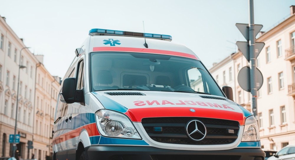 Bohaterska interwencja policjantki ratuje życie nieprzytomnego mężczyzny w Radomiu
