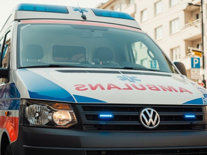 Zagubiony senior odnaleziony dzięki czujności kierowcy autobusu